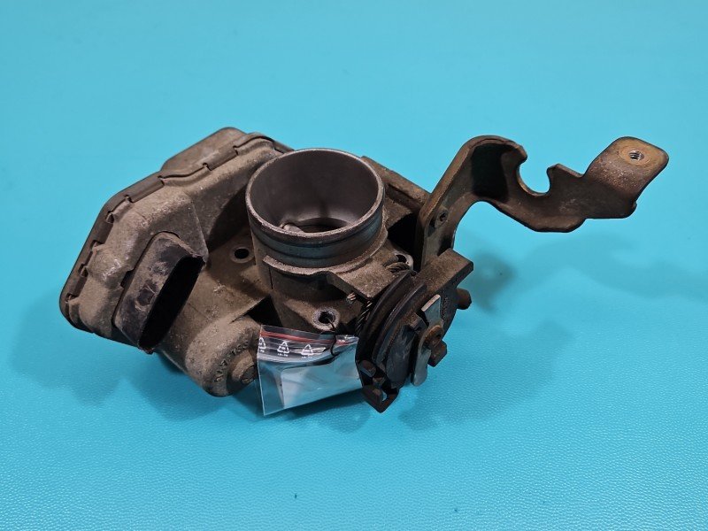Przepustnica Skoda Felicia 047133061 1.3 mpi