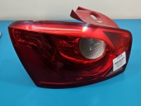 Lampa tył lewa błotnika Seat Ibiza IV 6J HB EUROPA 6J4945095C, 6J494511B