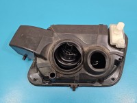 Klapka wlewu paliwa Peugeot 3008 II czarny, Peugeot, Europejska, Kod lakieru: Ktvd, uszkodzone mocowanie czary Ktvd