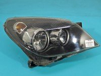 Reflektor prawy lampa przód Opel Astra III H EUROPA