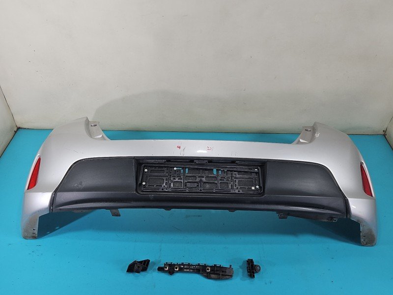 Zderzak tył Toyota Auris II 1f7 HB