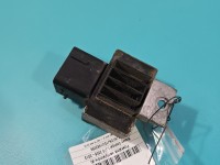 Przekaźnik świec żarowych Nissan Qashqai I J10 06-13 2.0 dci 8200859243