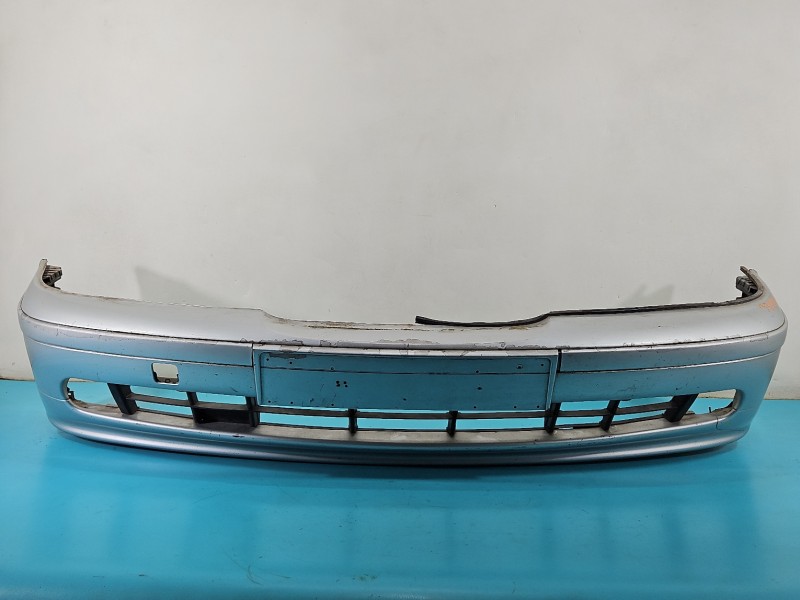 Zderzak przód Bmw e39 TITANSILBER METALLIC (354)