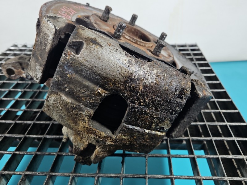 Zacisk przód lewy Chrysler Voyager IV 3.3 V6