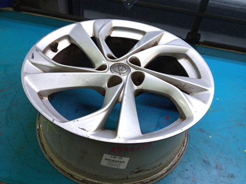 Felga aluminiowa 17" Opel Astra V K alufelga Szerokość felgi: 7.5", Rozstaw śrub: 5x105, Odsadzenie (ET): 44, Producent...