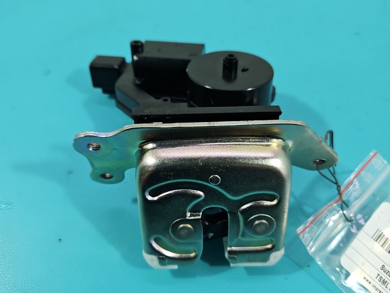 Zamek klapy tył Suzuki Vitara II 2015- HB Suzuki, 4pin