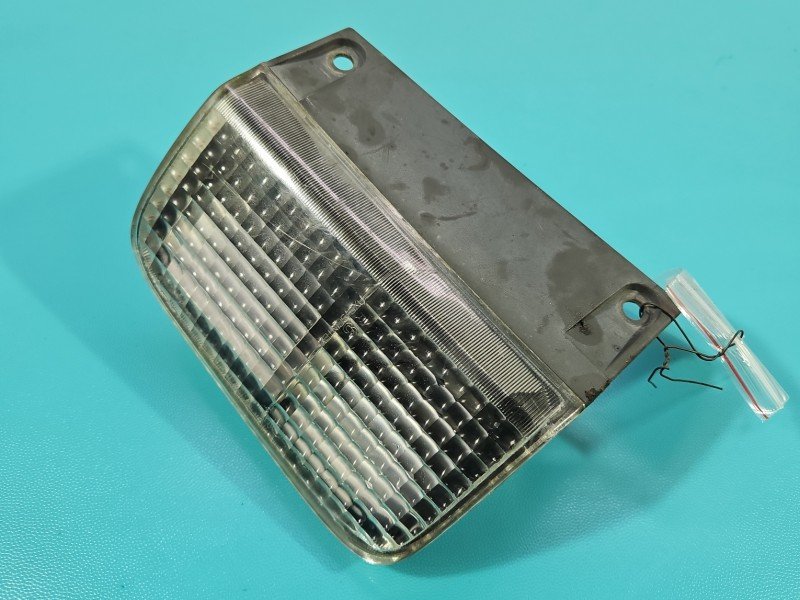 Lampa tył prawa zderzaka przeciwmgielna Renault Trafic II Lampa tył prawa zderzaka przeciwmgielna Renault Trafic II
