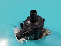 Pompka obiegu wody pompa BMW X5 F15 3.0d 8511748