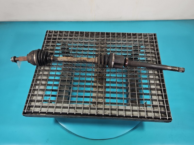 Półoś przód prawa Renault Trafic II 2.0 dci (TEC66) manual