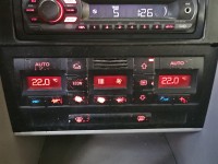 Konsola panel nawiewu Audi A4 B6 8E0820043