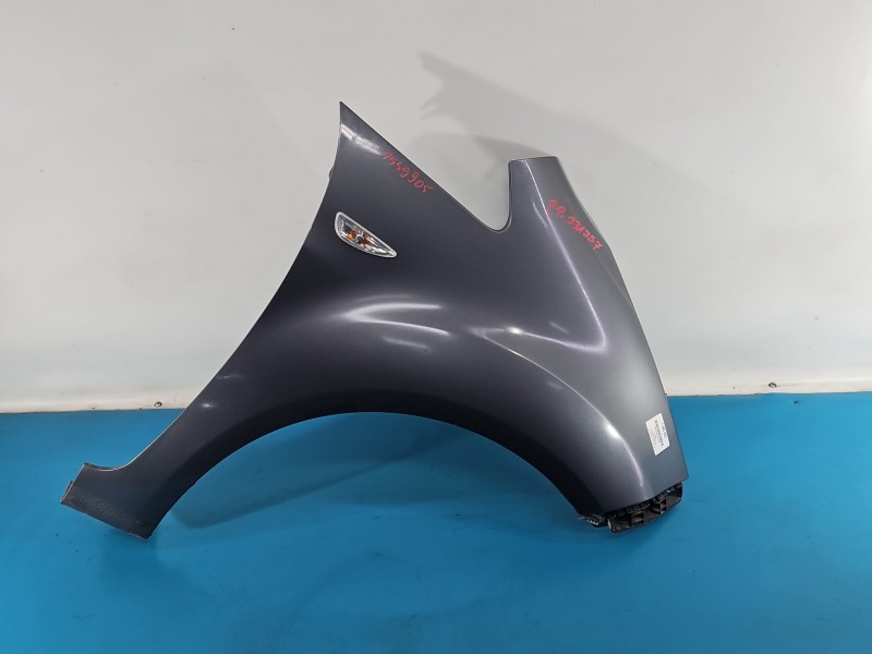 Błotnik przód prawy Kia Venga 9A