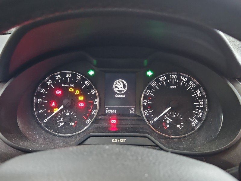 Licznik Skoda Octavia III 5E0920861D 1.6 tdi EUROPA