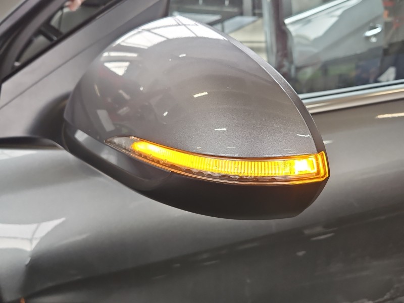 Lusterko lewe pin Hyundai Elantra VI 15-20 sedan 4d kolor UYS europa