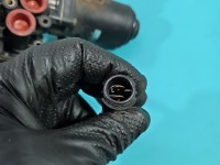 Zawór wody Audi A8 D2 elektrozawór 4D0959617A