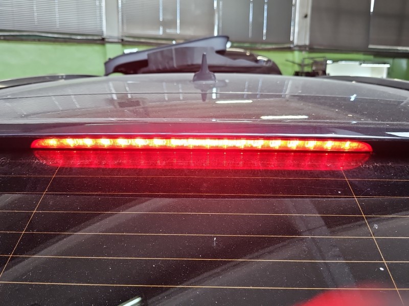 TRZECIE ŚWIATŁO STOP STOPU AUDI A6 C7 kombi 4G9945097