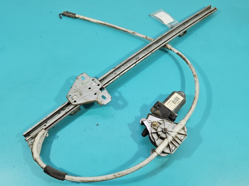 Podnośnik przód lewy Renault Master II 5d HB