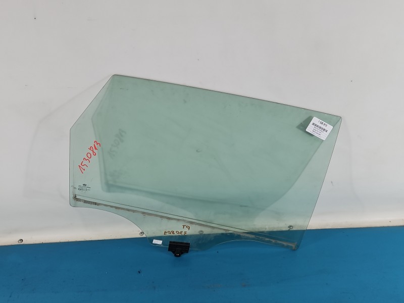 Szyba drzwi tył prawa Hyundai I30 III 16- HB