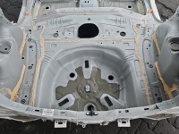Pas tylny podłoga wanna bagażnika Toyota Yaris III HB