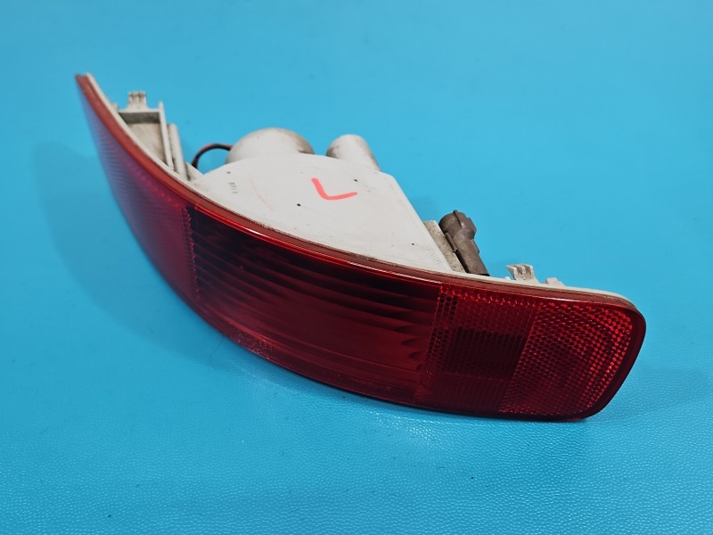 Lampa tył lewa zderzaka przeciwmgielna Mitsubishi Outlander II A048333