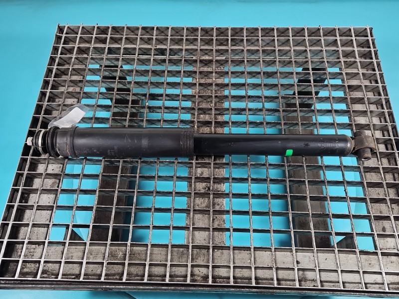 Amortyzator tył lewy Toyota Corolla E16 E18 13- sedan tylny