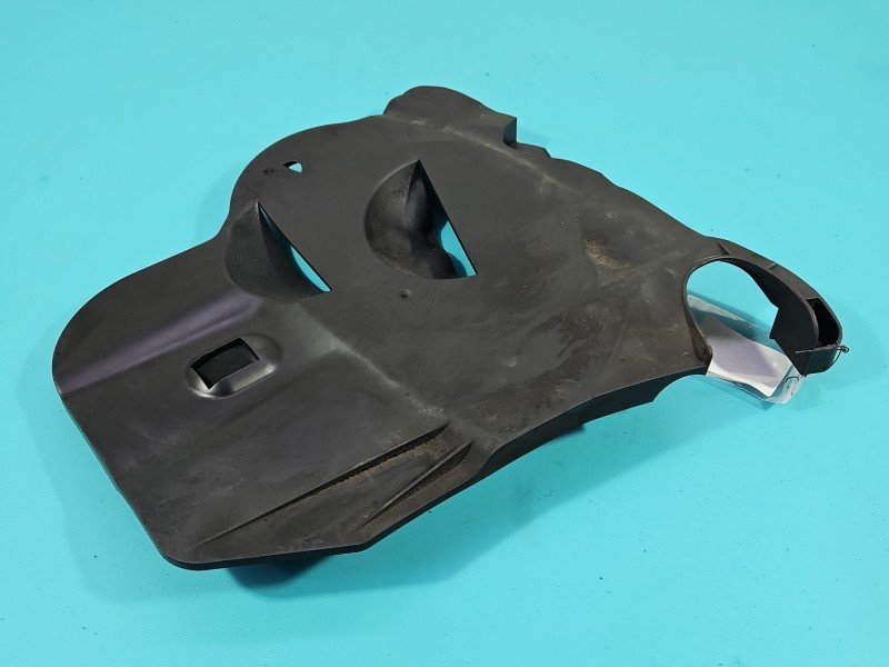 Osłona Mercedes, SILNIK uszkodzony uchwyt Mercedes W212 3.0 CDI V6 Osłona Mercedes, SILNIK uszkodzony uchwyt Mercedes W212 3.0 CDI V6