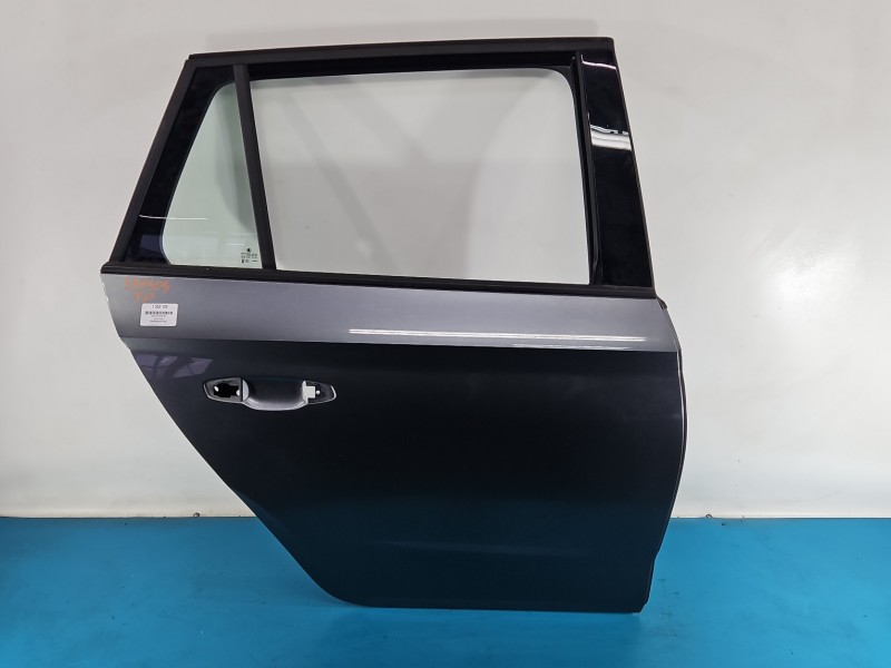Drzwi tył prawe Skoda Kamiq HB 5d szary LF7C