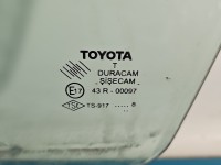 Szyba drzwi przód lewa KIEROWCY Toyota Auris I HB