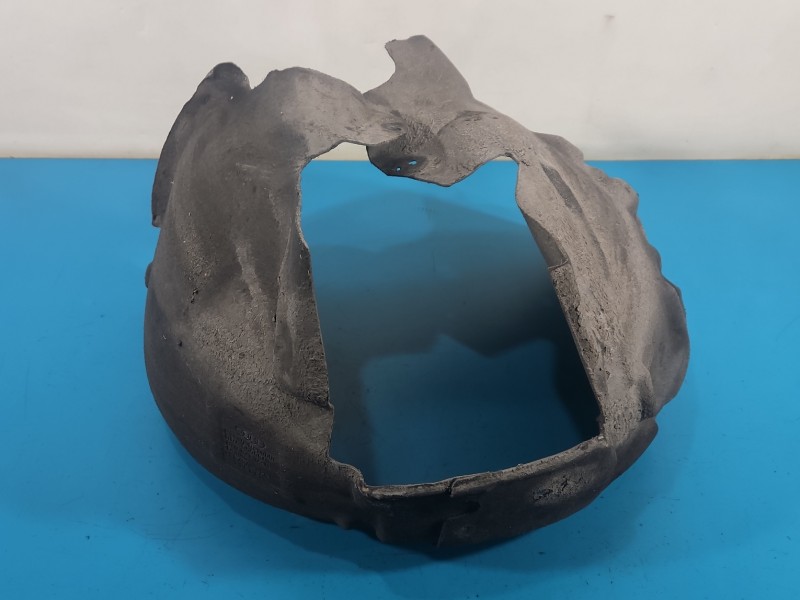 Nadkole przód prawe Audi A5 8T 8T0821172H