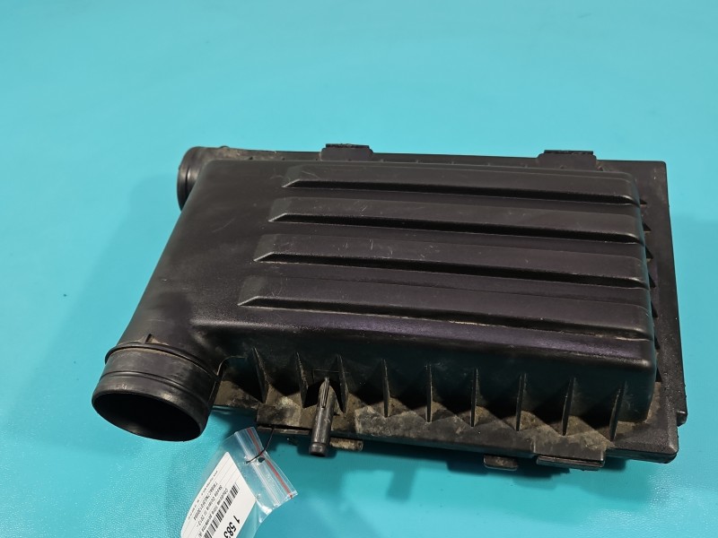 Obudowa filtra powietrza Skoda Octavia III 1.4 tsi 04E129611G