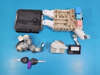 Komputer Sterownik silnika 89661-02W31, MB275400-8220 Toyota Auris I 1.3 vvti