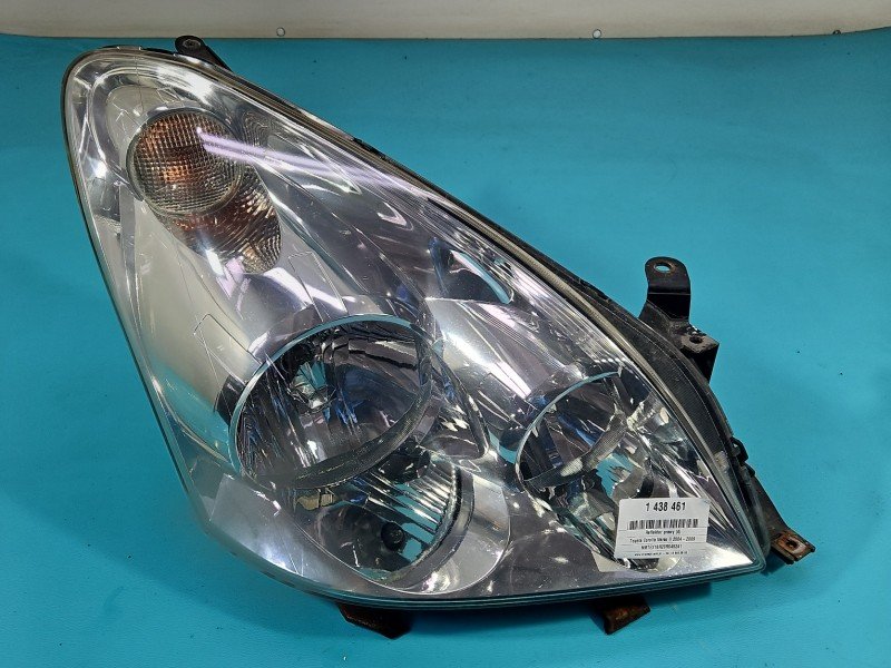 Reflektor prawy lampa przód Toyota Corolla Verso II EUROPA Reflektor prawy lampa przód Toyota Corolla Verso II EUROPA