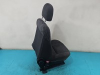 Fotel lewy przód kierowcy Mitsubishi Pajero Pinin EU 5d Mitsubishi, Europejska, Regulowany ręcznie. Korozja przy mocowaniach.