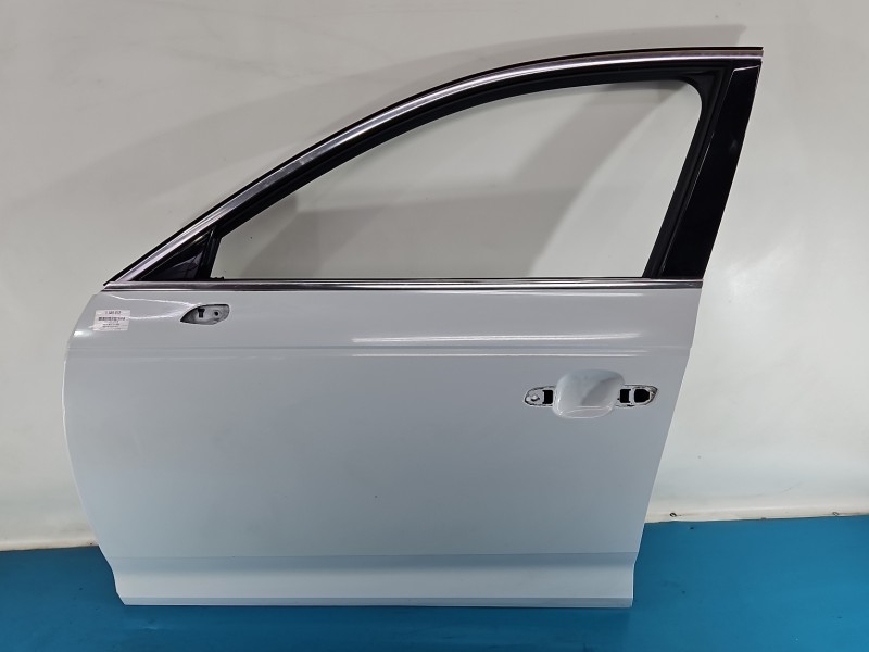 DRZWI PRZÓD LEWE KIEROWCY Audi A4 B9 4d LS9R