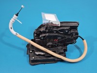 Zamek przód prawy 7477688 BMW G30 EUROPA Producent części: BMW, Europejska, 4pin