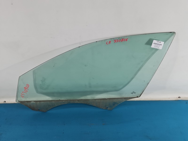 Szyba drzwi przód lewa AUDI A4 B8 kombi