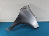 Błotnik przód prawy Toyota Yaris II 1F8