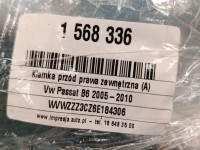 Klamka przód prawa zewnętrzna Vw Passat B6 3C0837886G LC8Z