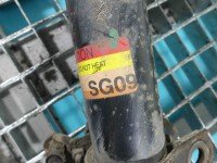 Amortyzator przód prawy przedni Toyota Avensis I T22