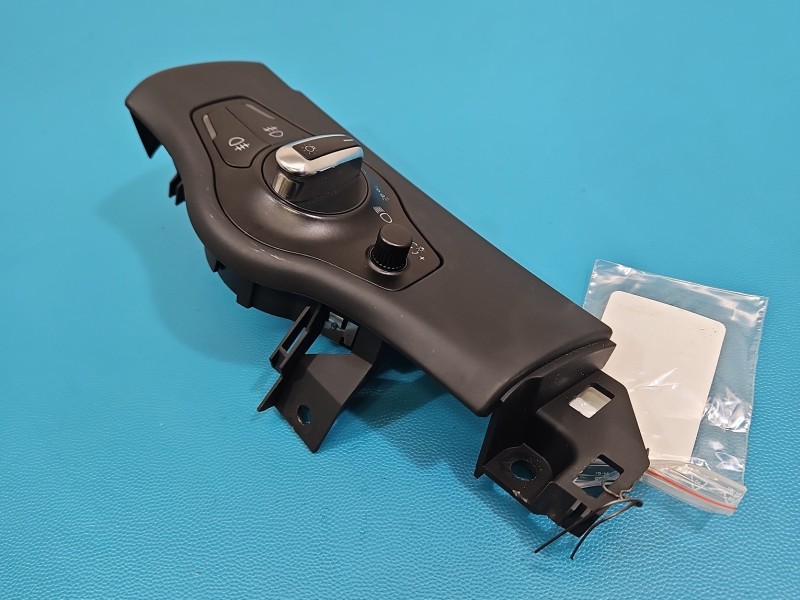 Przełącznik włącznik świateł AUDI A4 B8 8K0941531AR
