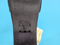 Pas bezpieczeństwa przód prawy pasażera Suzuki Swift Mk8