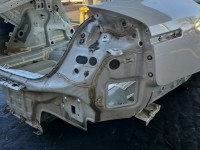 Błotnik tył prawy Kia Stinger SNOW WHITE PEARL ćwiartka