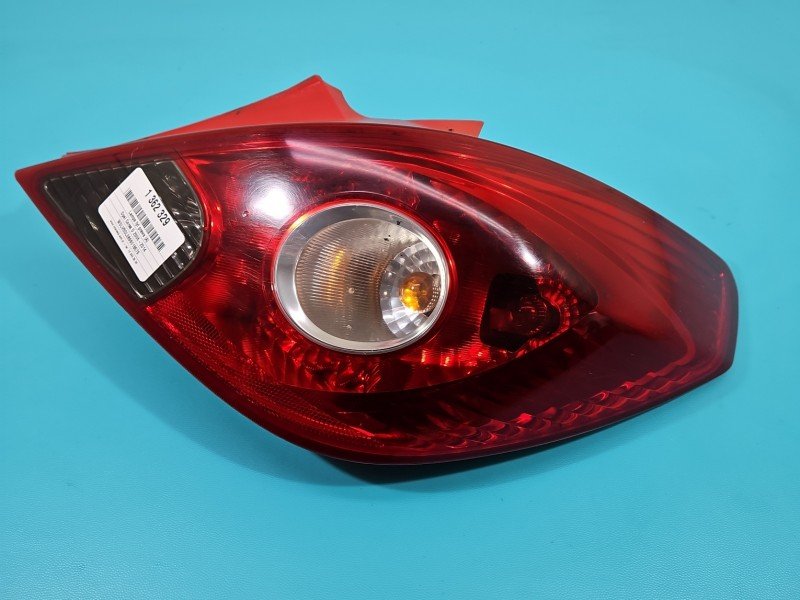 Lampa tył prawa Opel Corsa D HB