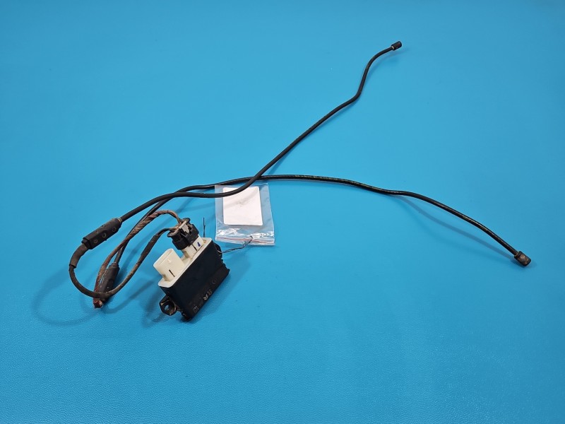 Czujnik otwierania klapy Peugeot 3008 II 9809260680