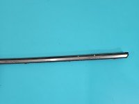 Listwa drzwi przód prawa Mercedes 123
