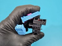 Instalacja Wiązka drzwi przód prawych Skoda Octavia III 8K0972702