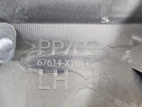 Tapicerka drzwi tył lewa boczek Toyota Rav4 IV 67788-X1B05