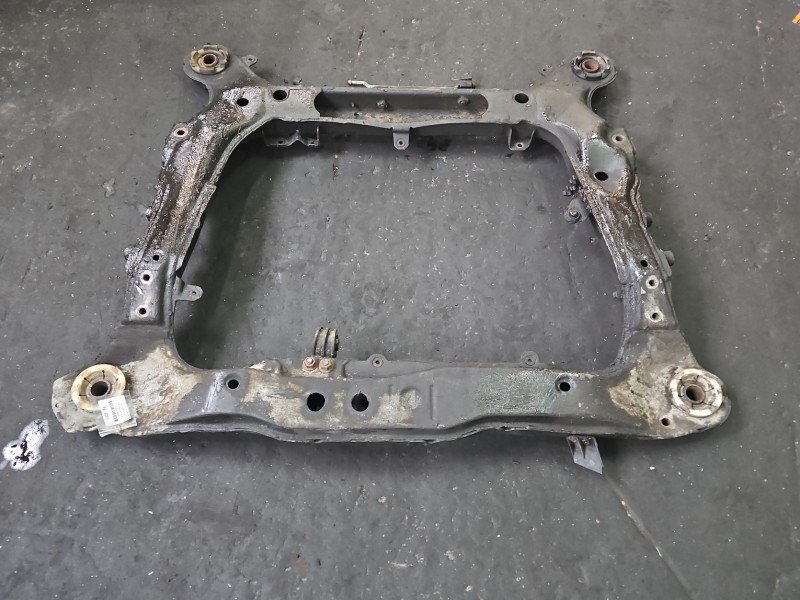 WÓZEK KOŁYSKA TRAWERS Sanki Belka silnika Volvo XC90 I 02- 2.9 T6