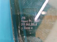 Szyba drzwi tył lewa Skoda Superb III kombi