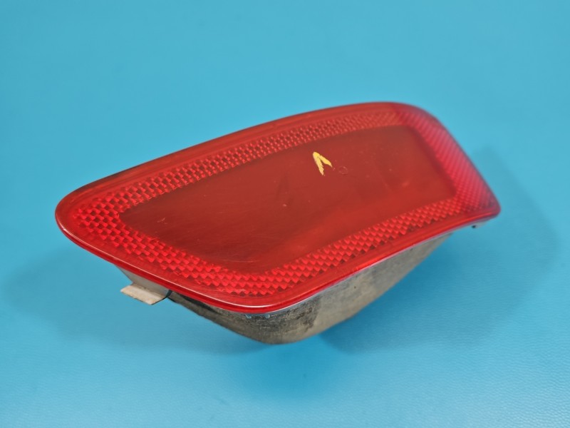Lampa tył prawa zderzaka przeciwmgielna Fiat Freemont 57010716AB
