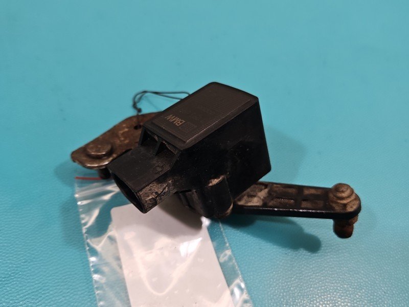 Czujnik poziomowania xenon Bmw e60 e61 1093699 Czujnik poziomowania xenon Bmw e60 e61 1093699